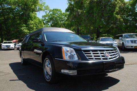2010 Cadillac DTS Black &#8211; runs and drives excellent for sale