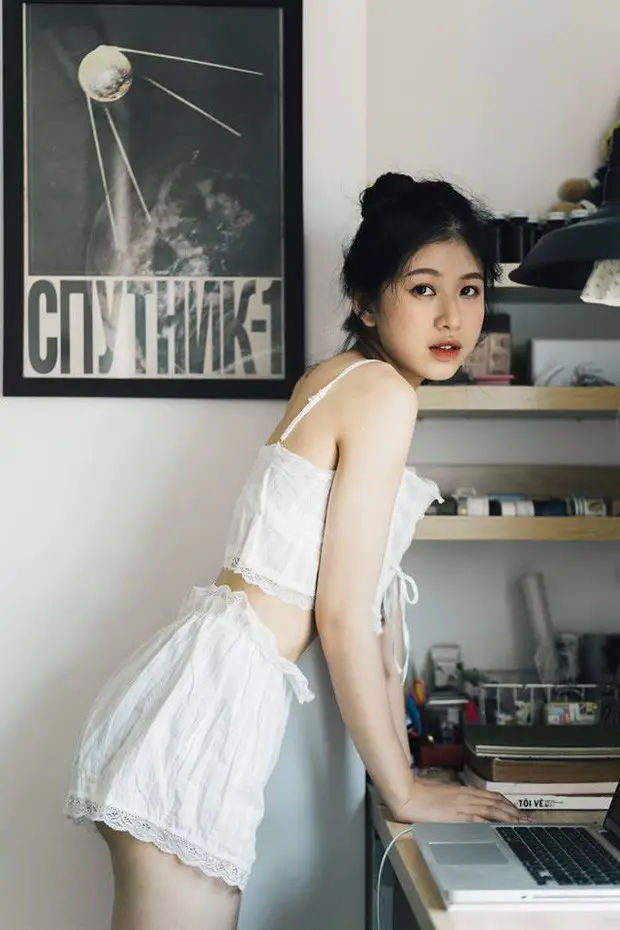 Áo dài Tôn Đức Thắng Di sản văn hóa và biểu tượng lịch sử