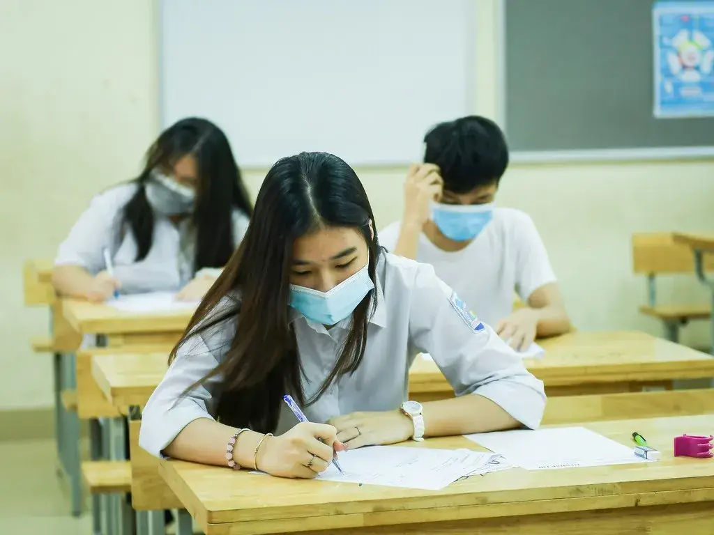 Bằng Bổ Túc Có Giống Bằng Cấp 3 Không? Làm bằng cấp 3 bổ túc