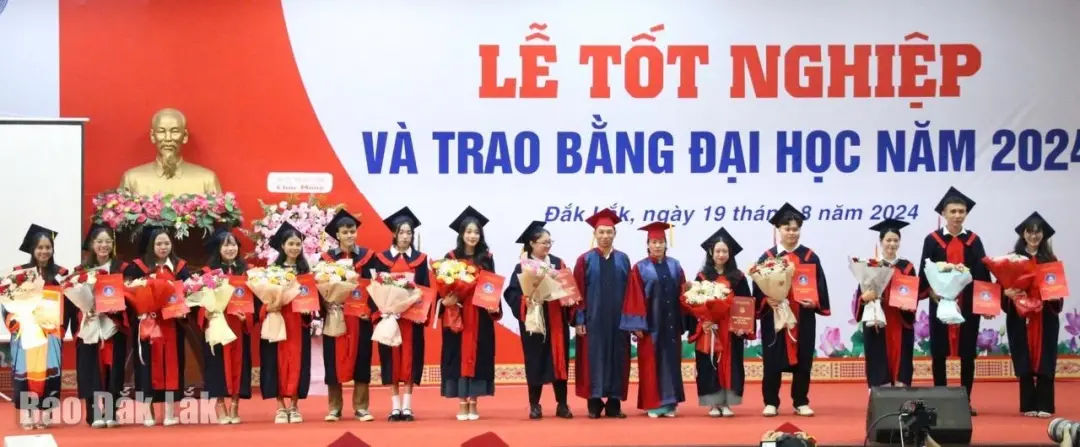 Bằng Đại học FPT có giá trị không? - Phân tích giá trị thực tế và triển vọng nghề nghiệp