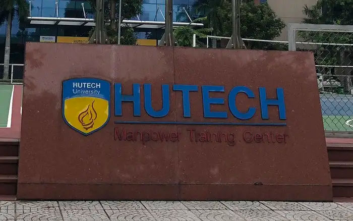 Bằng Đại học HUTECH có giá trị không? Làm Bằng Đại học HUTECH