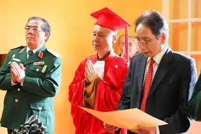 Bê bối bằng cấp của Thích Chân Quang Từ nghi vấn đến sự thật