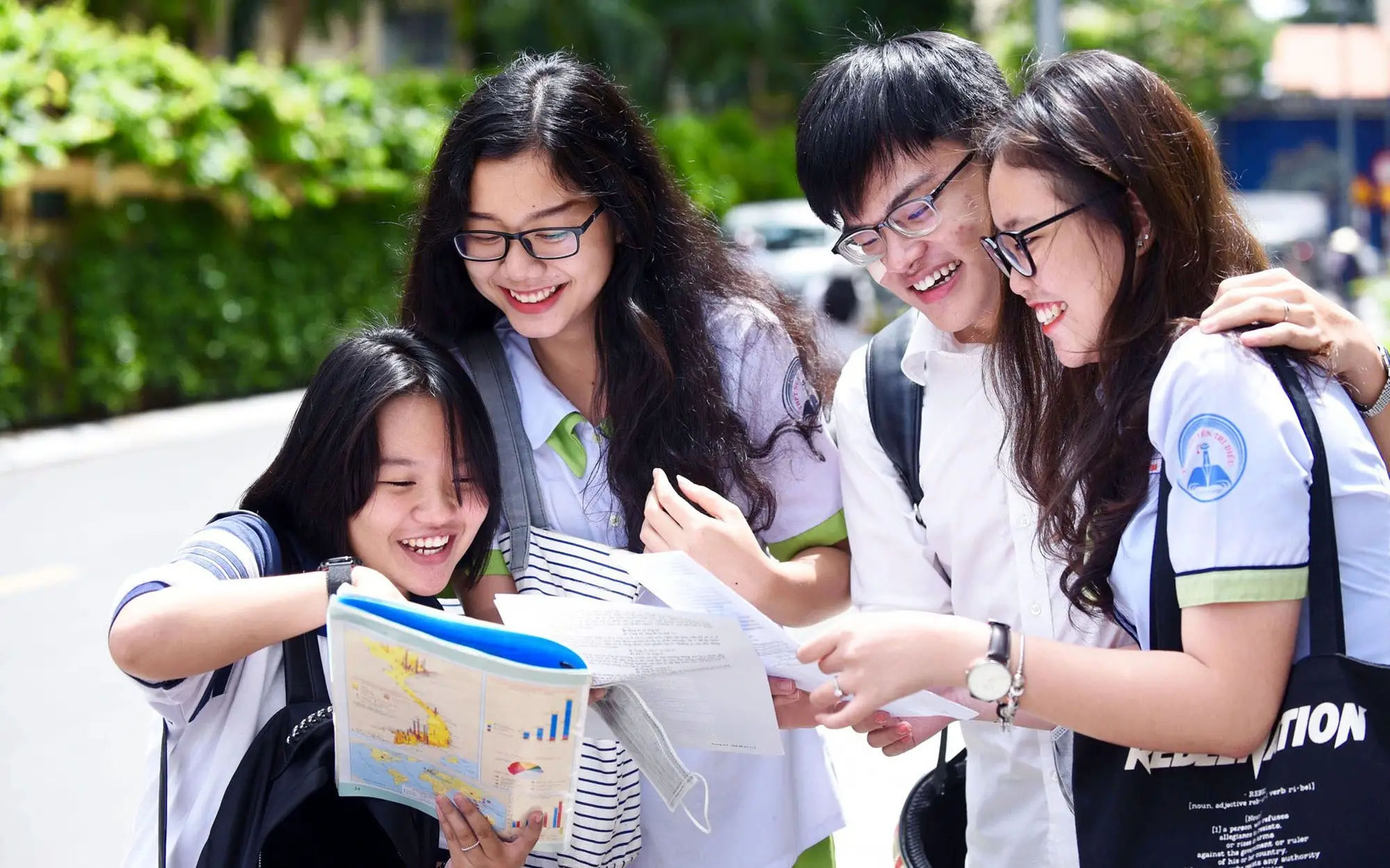 Cách Tính Điểm Tốt Nghiệp Cao Đẳng Mới Nhất - Hướng Dẫn Chi Tiết
