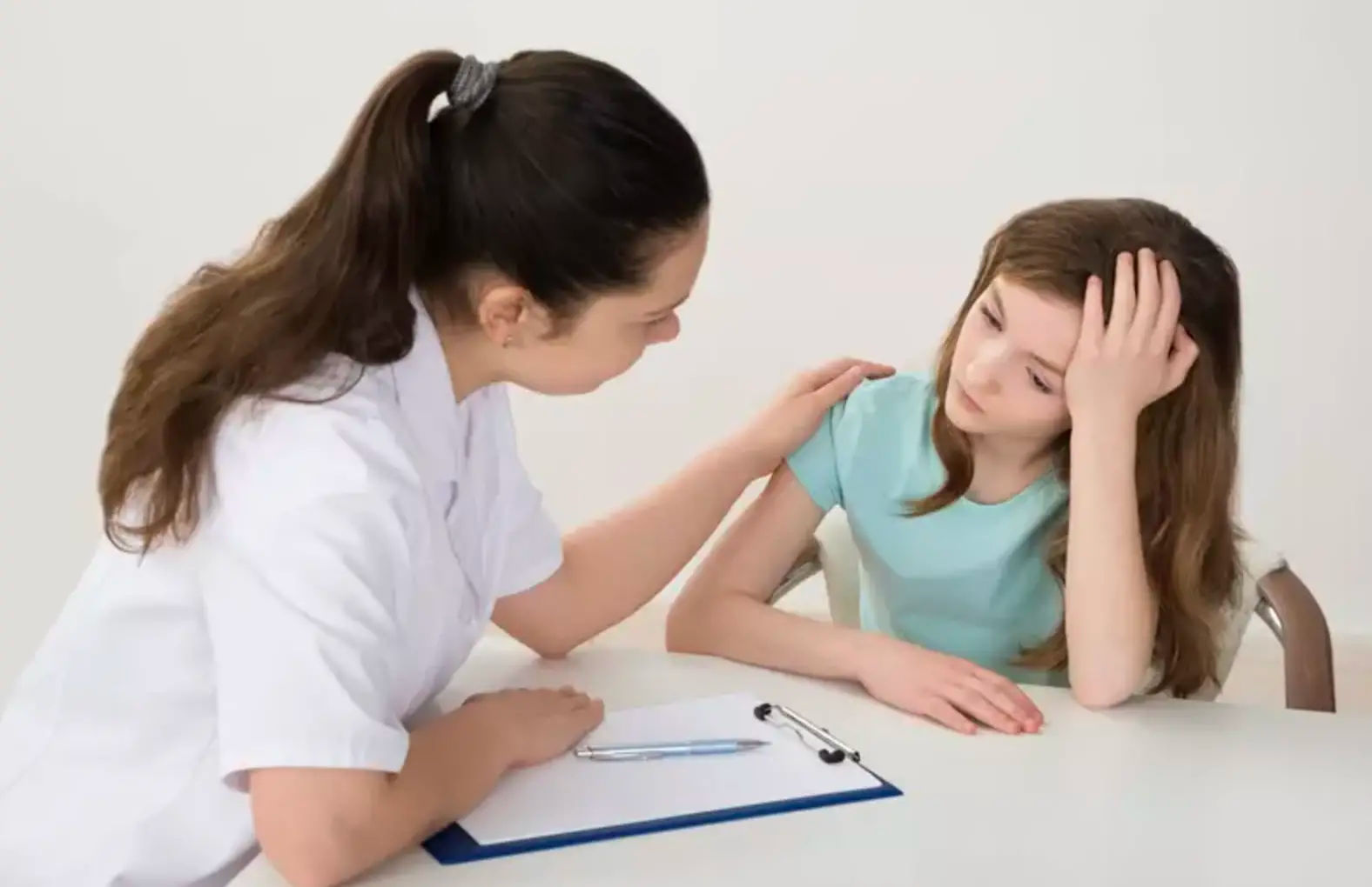 Con gái nên học nghề gì? Lựa chọn phù hợp đam mê xu hướng