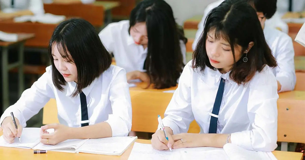 D01 gồm những môn nào? Cách tính điểm tổ hợp D01