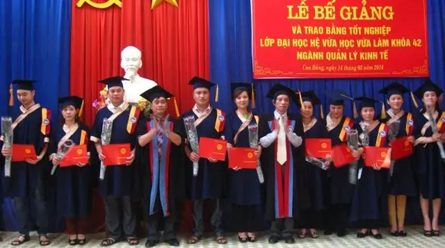 Đạt được thành công nhờ bằng đại học vừa học vừa làm