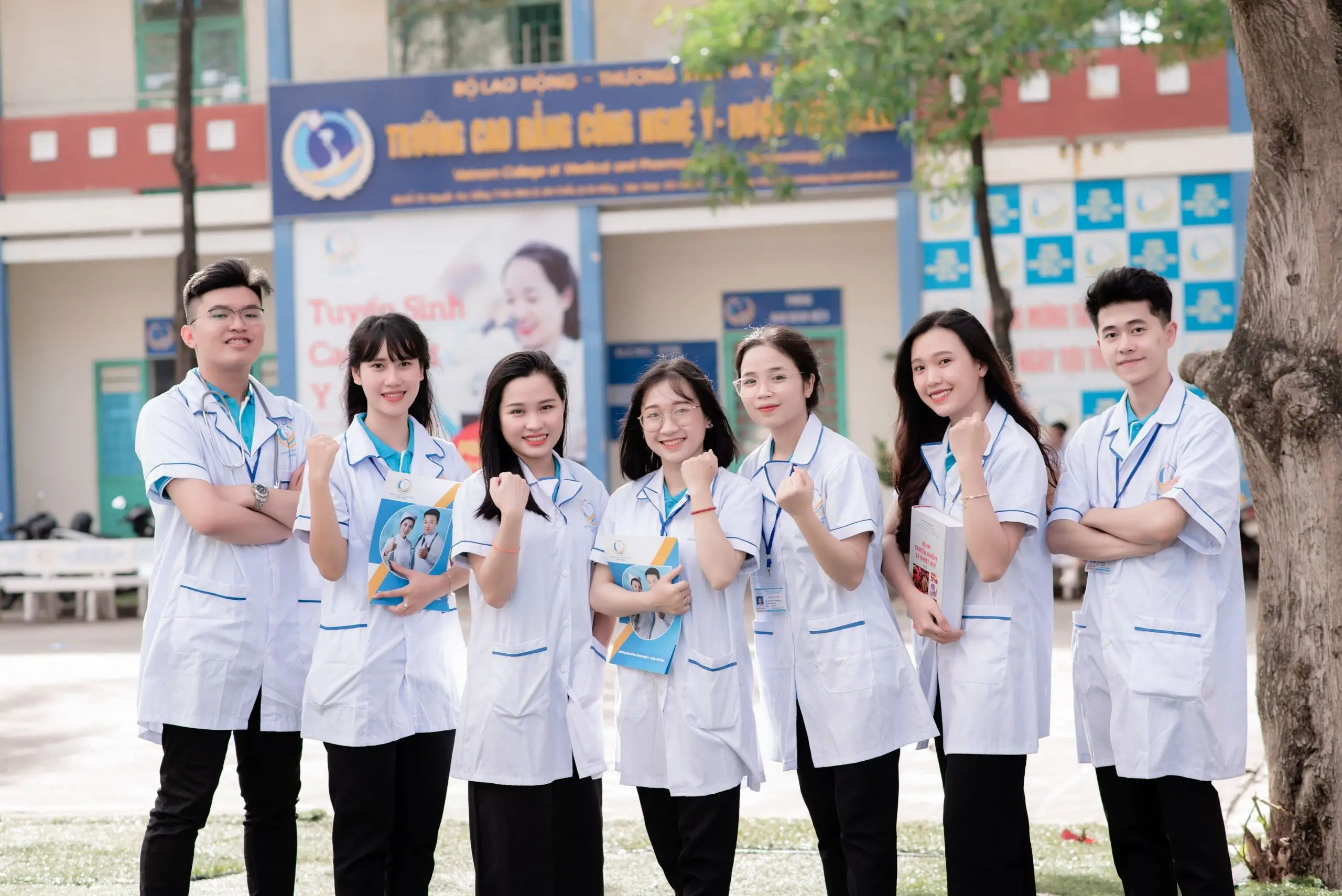 Điều kiện cấp chứng chỉ ngành y dược - Những gì bạn cần biết