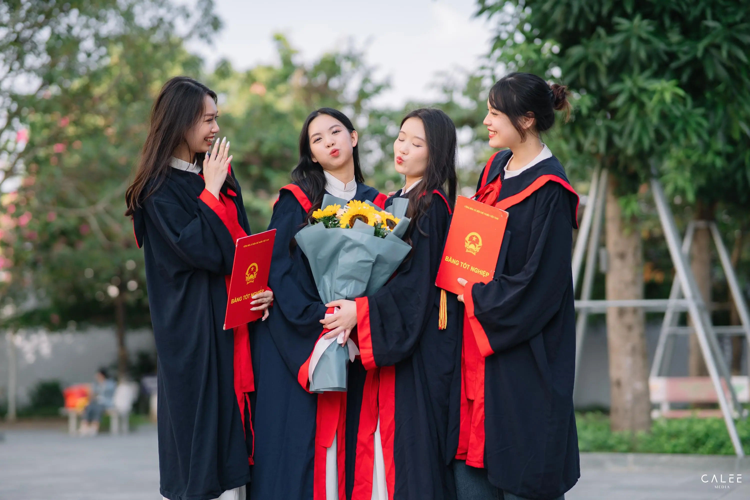 Giá làm bằng đại học chuẩn nhất hiện nay
