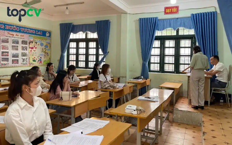Học Bổ Túc Văn Hóa Cấp 3 Tại TP HCM - Chọn Trường Uy Tín, Chất Lượng