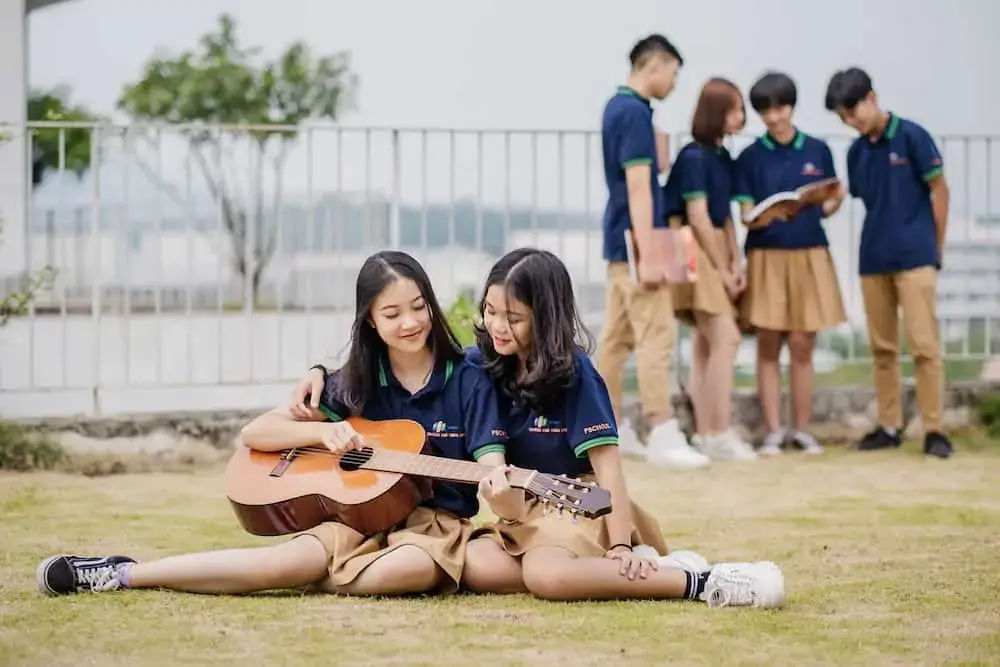 Học Đại Học Dân Lập - Có Nên Hay Không? Ưu Điểm  Lưu Ý