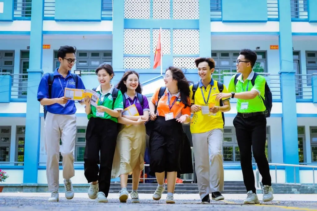 Học Đại Học Từ Xa Mất Bao Lâu? | Hướng Dẫn Chi Tiết