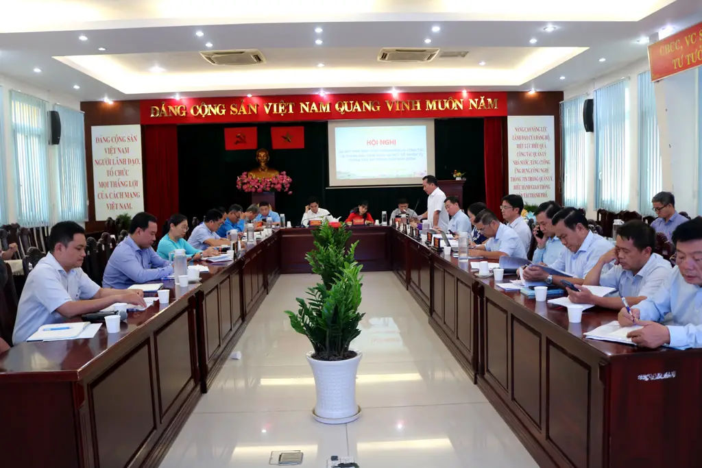 Học Giao thông Vận tải ra làm gì