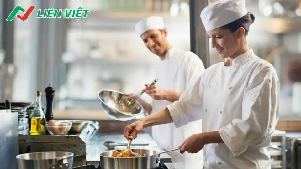 Học Nghề Đầu Bếp Có Cần Bằng Cấp Không? Làm Bằng ORG