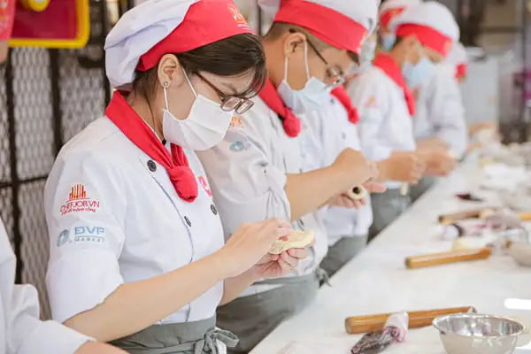 Học nghề điện lạnh có cần bằng cấp 3 không