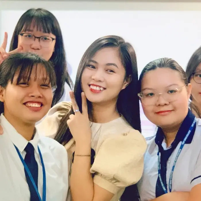 Học nghề gì cho nữ hiện nay? Lựa chọn ngành nghề phù hợp nhất