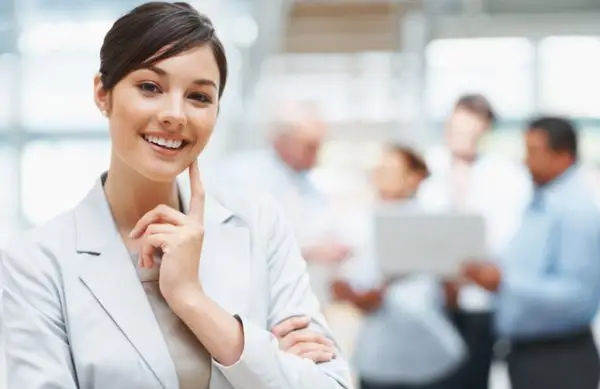 Học Nghề Gì Cho Nữ Hiện Nay? Những Lựa Chọn Hấp Dẫn Và Thị Trường Lao Động