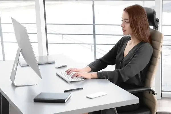 Học Nghề Gì Cho Nữ Hiện Nay? Những Lựa Chọn Hấp Dẫn Và Thị Trường Lao Động