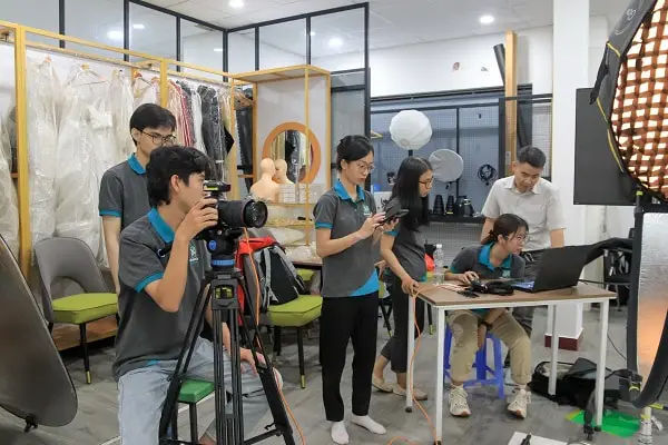 Học nghề gì để thành công sau khi nghỉ học sớm