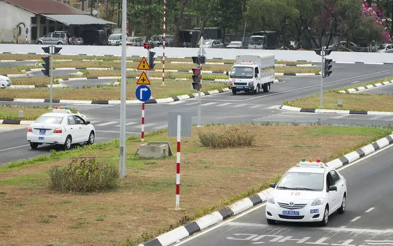 Học phí giao thông vận tải Nắm vững kiến thức, mở ra con đường nghề nghiệp rộng mở