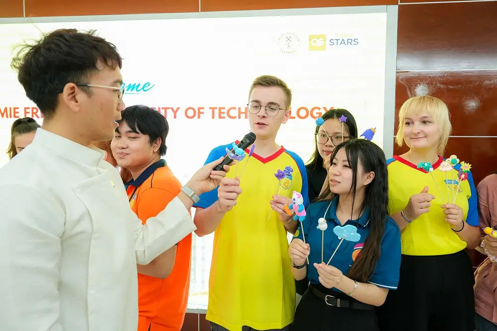 Học phí ngành Thiết kế Đồ họa HUTECH: Chi phí  Cơ hội