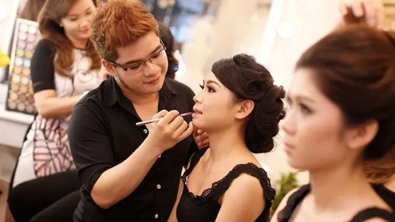 Không học đại học thì làm nghề gì? Các lựa chọn phù hợp cho bạn