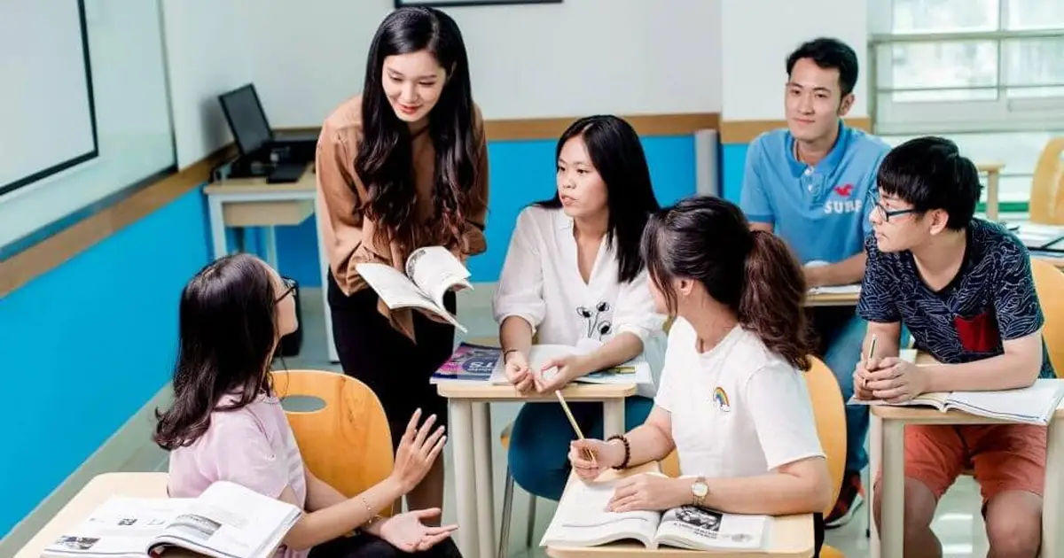 Không học đại học thì làm nghề gì? Các lựa chọn phù hợp cho bạn