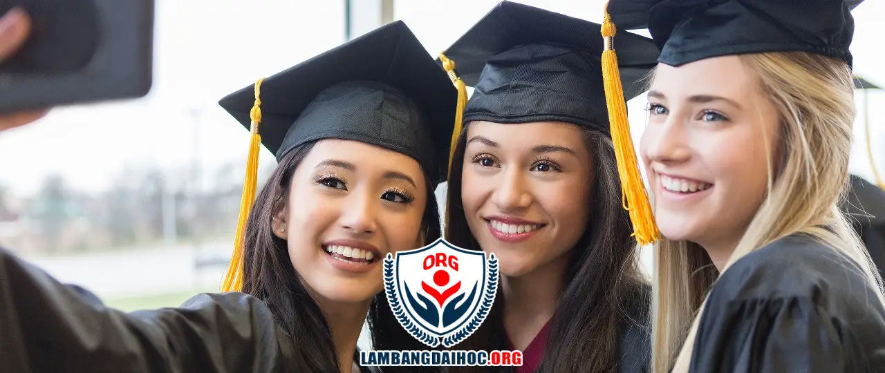 Làm bằng cấp 3 TPHCM phôi gốc Bộ GDĐT  - Uy tín, giá rẻ