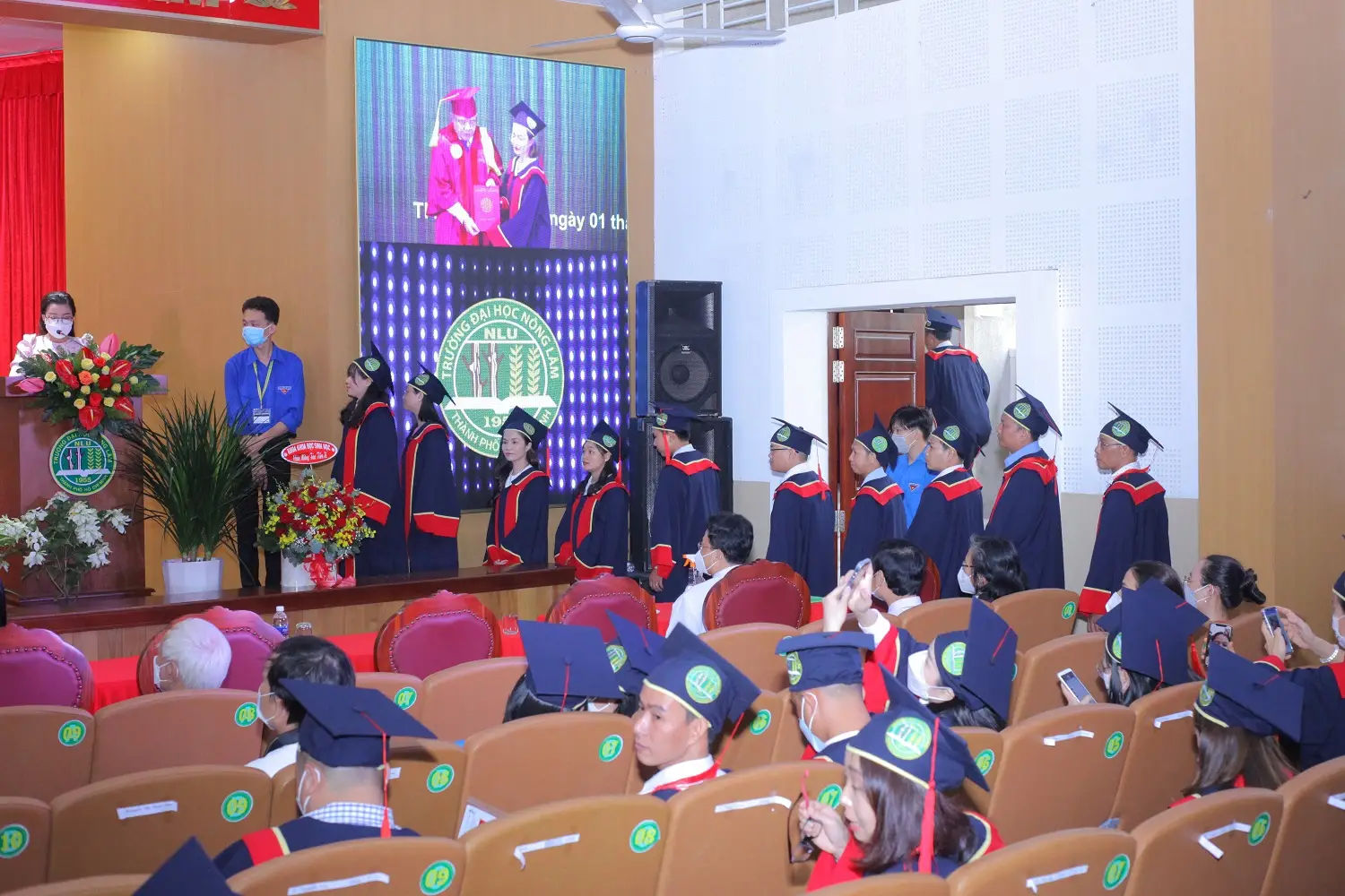 Làm bằng Đại học Nông Lâm TPHCM uy tín, giá rẻ, thật 100%