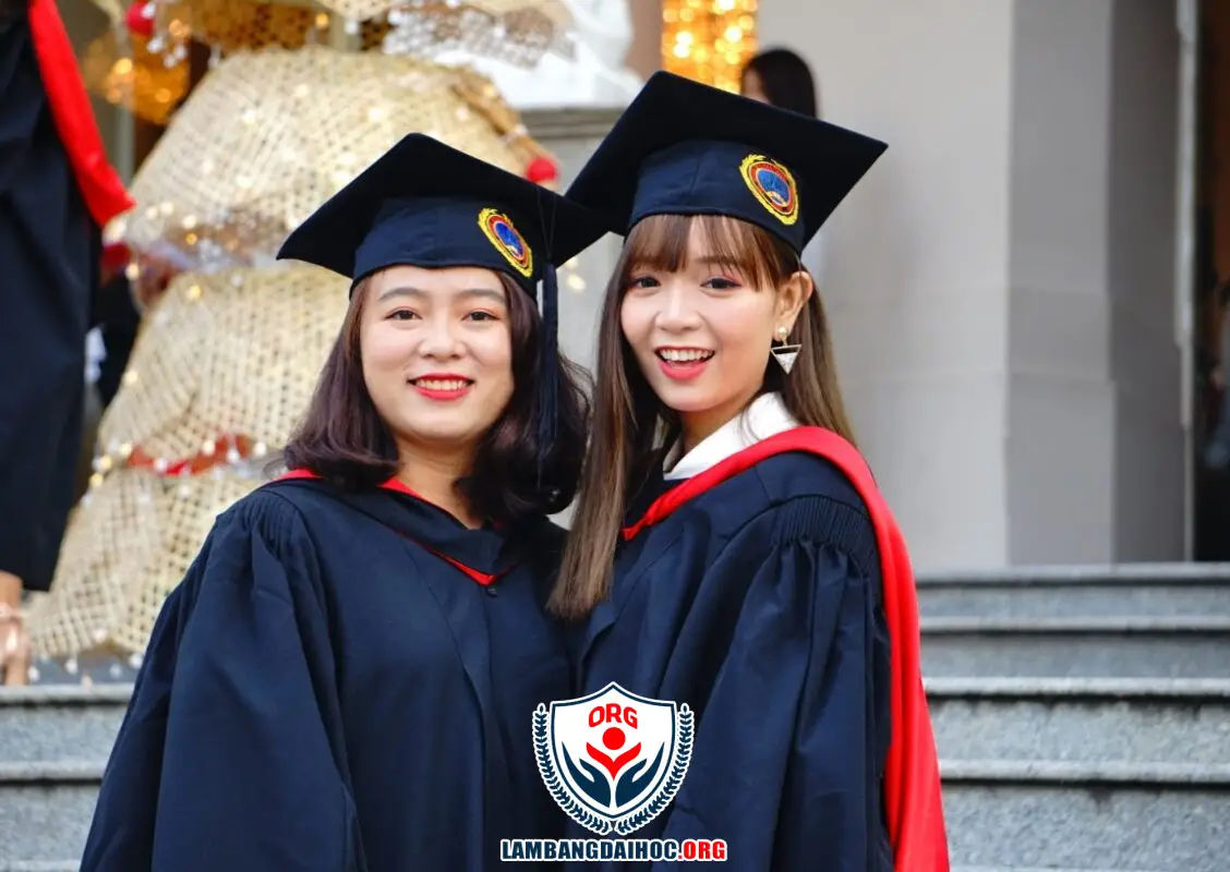 Làm Bằng Đại Học Quốc Gia TPHCM Giá Rẻ - Thật 100% - Có Hồ Sơ