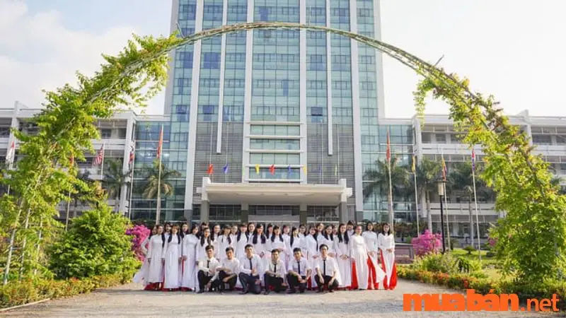 Làm bằng Đại học Sư phạm Kỹ thuật TPHCM - Nhanh chóng, Uy tín, Chất lượng