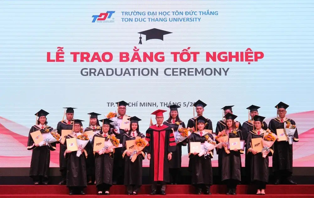 Làm bằng Đại học Tôn Đức Thắng - Phôi gốc, giá trị pháp lý cao - LamBangDaiHocORG