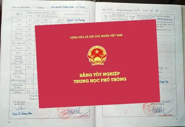 Làm bằng giả cấp 3 có hồ sơ gốc tại trường, tem phôi thật
