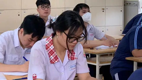 Làm lại bằng tốt nghiệp cấp 3 ở đâu? Hướng dẫn chi tiết và thủ tục cần thiết