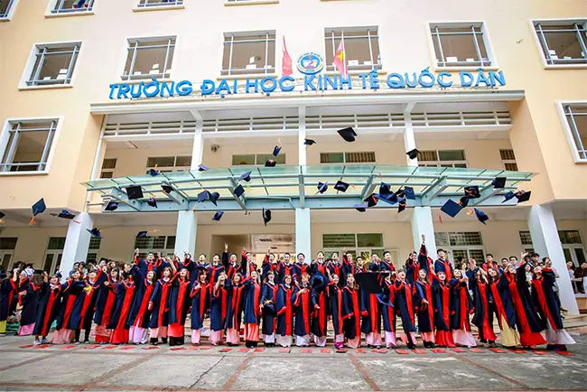 Mất Bằng Tốt Nghiệp - Quy Trình Cấp Lại Và Những Lưu Ý Cần Biết