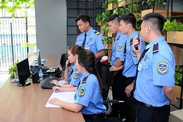 Nam có bằng cấp 3 thì làm nghề gì lương cao?