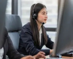 Nên Học nghề gì cho nữ có bằng cấp 3? Những ngành nghề HOT nhất hiện nay!
