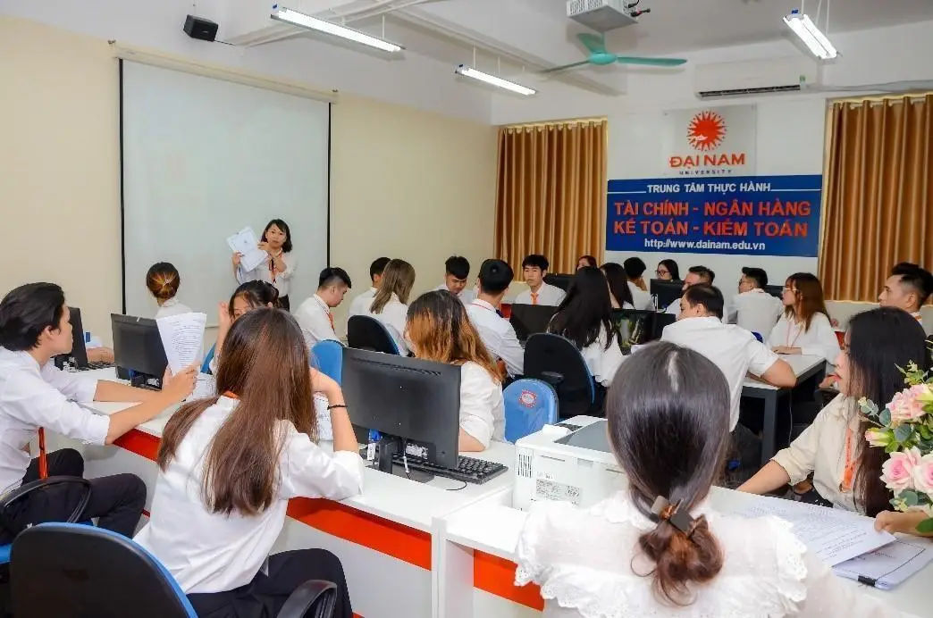 Ngành Kế Toán Là Gì? Tất Cả Thông Tin Bạn Cần Biết