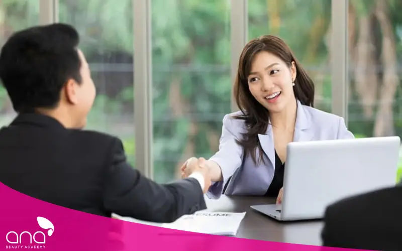 Nghề lương cao cho nữ - Top 10 ngành nghề dễ xin việc và ổn định