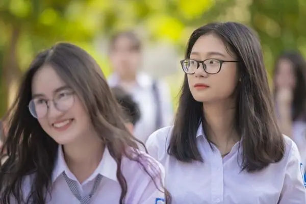 Nghề lương cao cho nữ - Top 10 ngành nghề dễ xin việc và ổn định