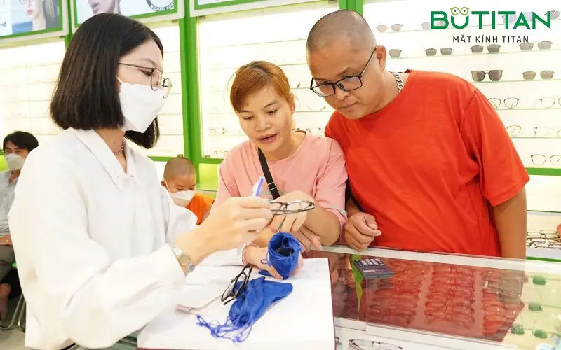 Nữ nên học nghề gì Hành trang vững chắc cho tương lai rạng rỡ