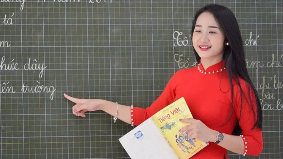 Nữ nên học nghề gì khi không học Đại học? - Hướng dẫn chọn nghề phù hợp