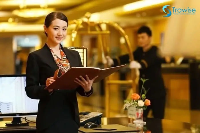 Nữ nên học nghề gì khi không học Đại học? - Hướng dẫn chọn nghề phù hợp