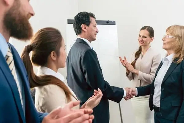 Phiên dịch viên tiếng Anh - Hướng dẫn toàn diện để thành công