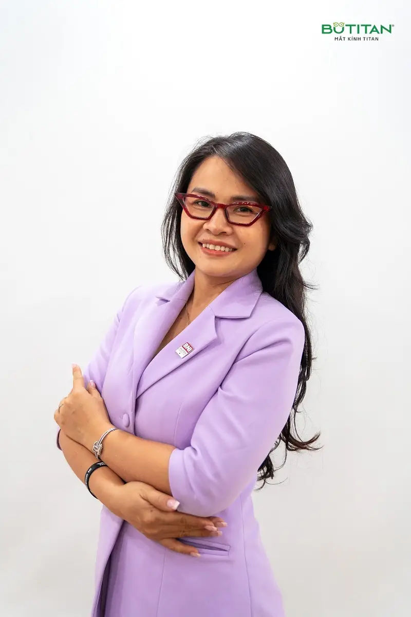 Phụ nữ có gia đình nên học nghề gì? Hướng dẫn chọn nghề hiệu quả