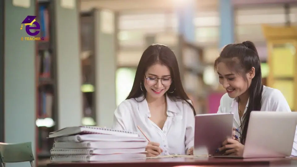 Review Học Đại Học Từ Xa: Kinh Nghiệm, Đánh Giá  Lựa Chọn