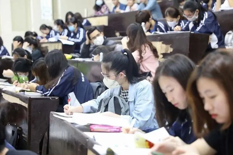 Tham Khảo Các Mức Học Phí Trường Đại Học FPT Qua Các Năm