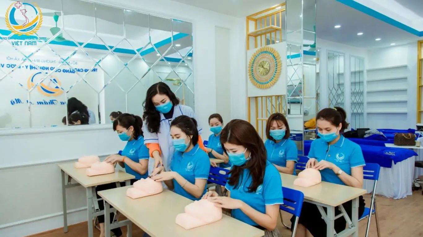 Thông Tin Học Cao Đẳng Từ Xa – Đào Tạo Cao Đẳng Từ Xa