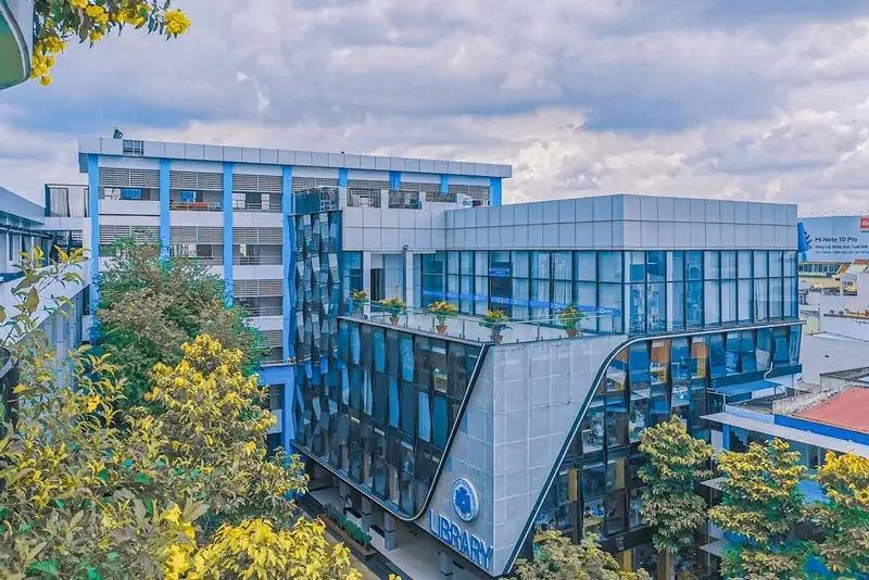 Top 10 trường đại học tốt nhất TPHCM