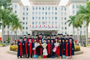 Xin cấp bằng tốt nghiệp THPT sớm ở đâu? Mẫu đơn, thủ tục và lợi ích