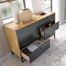 Butaca Orejera Low-Cost Capitoné - Muebles Industria - Barcelona ✓